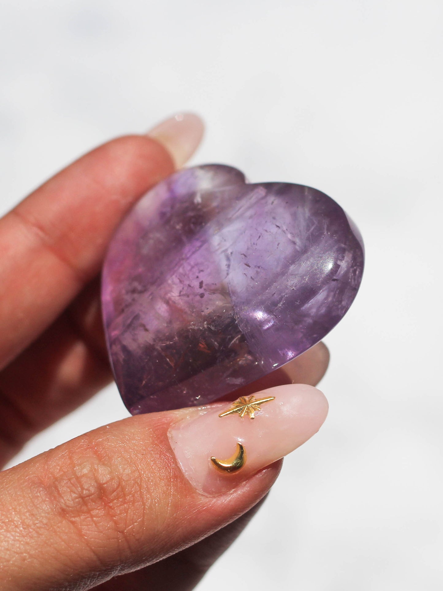 Amethyst Heart Carving (Medium)